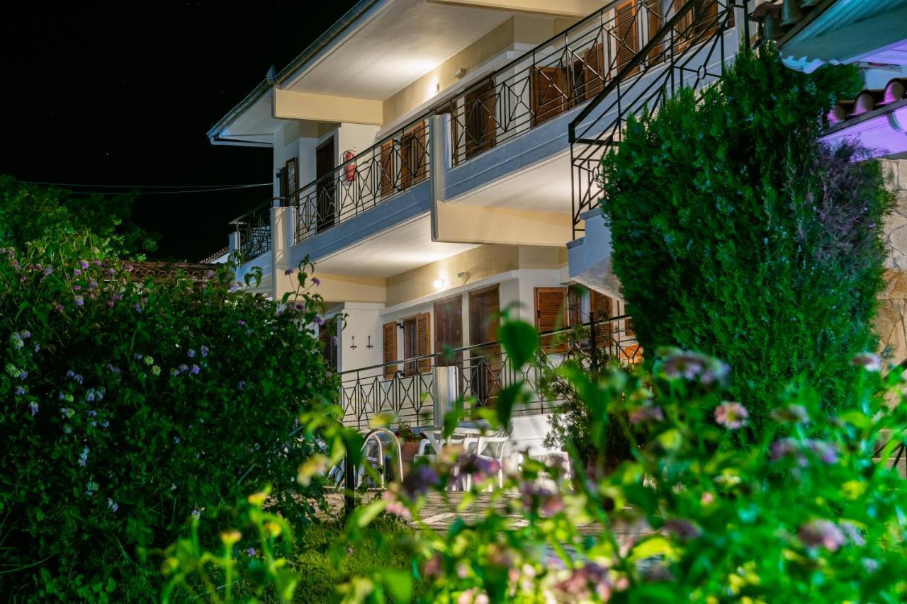Hotel Sarikas Polychrono Exteriér fotografie