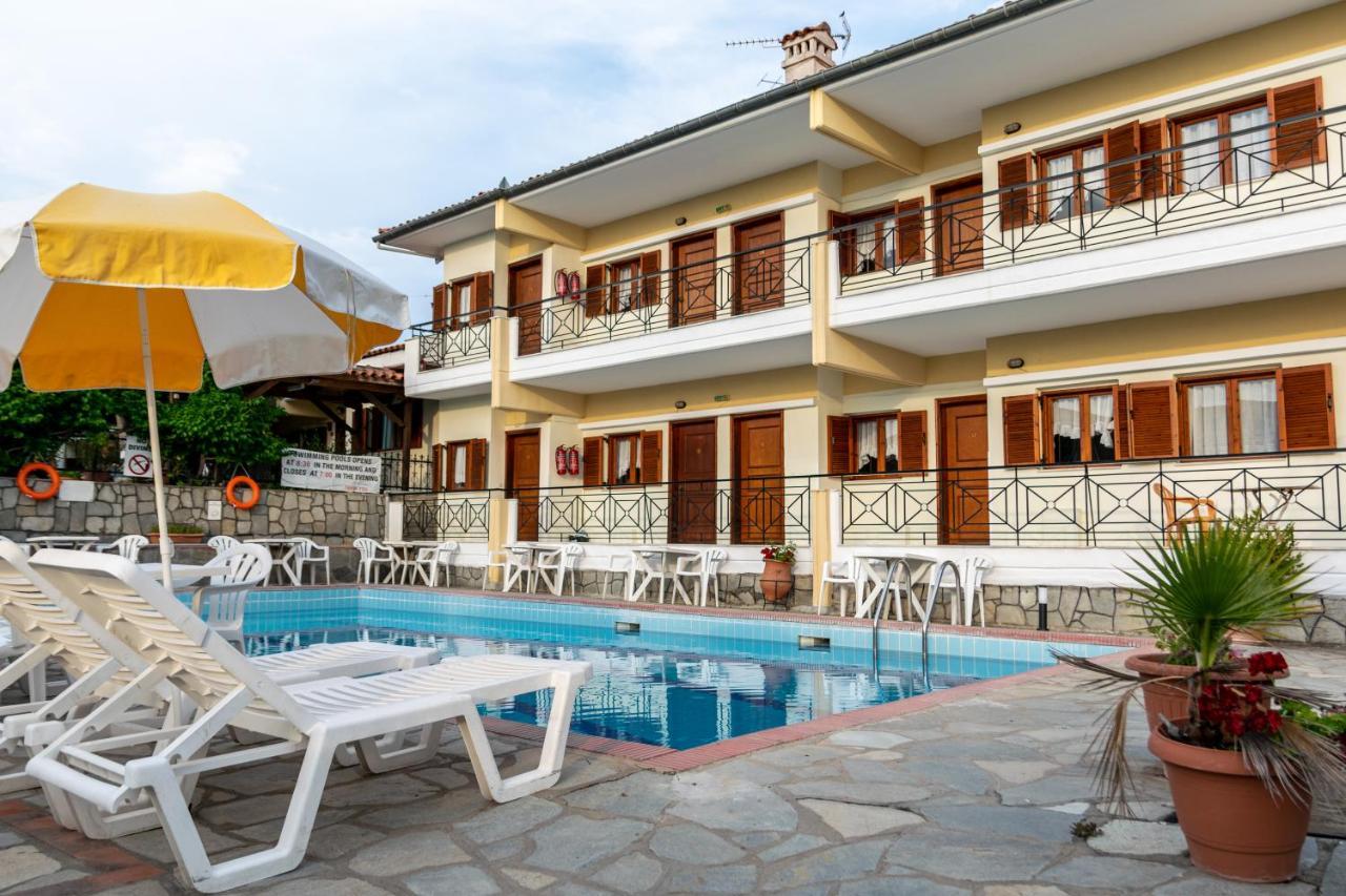 Hotel Sarikas Polychrono Exteriér fotografie